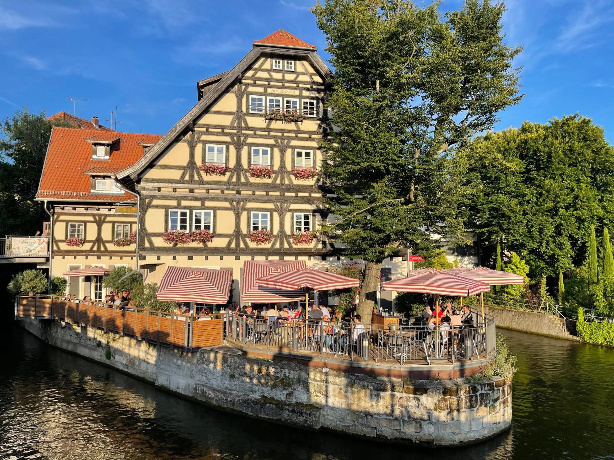 Esslingen am Neckar Secondhome Stuttgart - Moderne Grosse Wohnungen Nahe Der Hist Altstadt Von Esslingen An - Versch Groessen 8 - 11 - 19 Betten מראה חיצוני תמונה